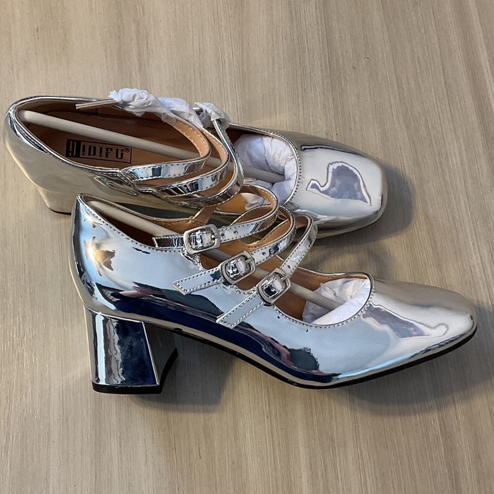 IDIFU Silver Strappy Block Heels